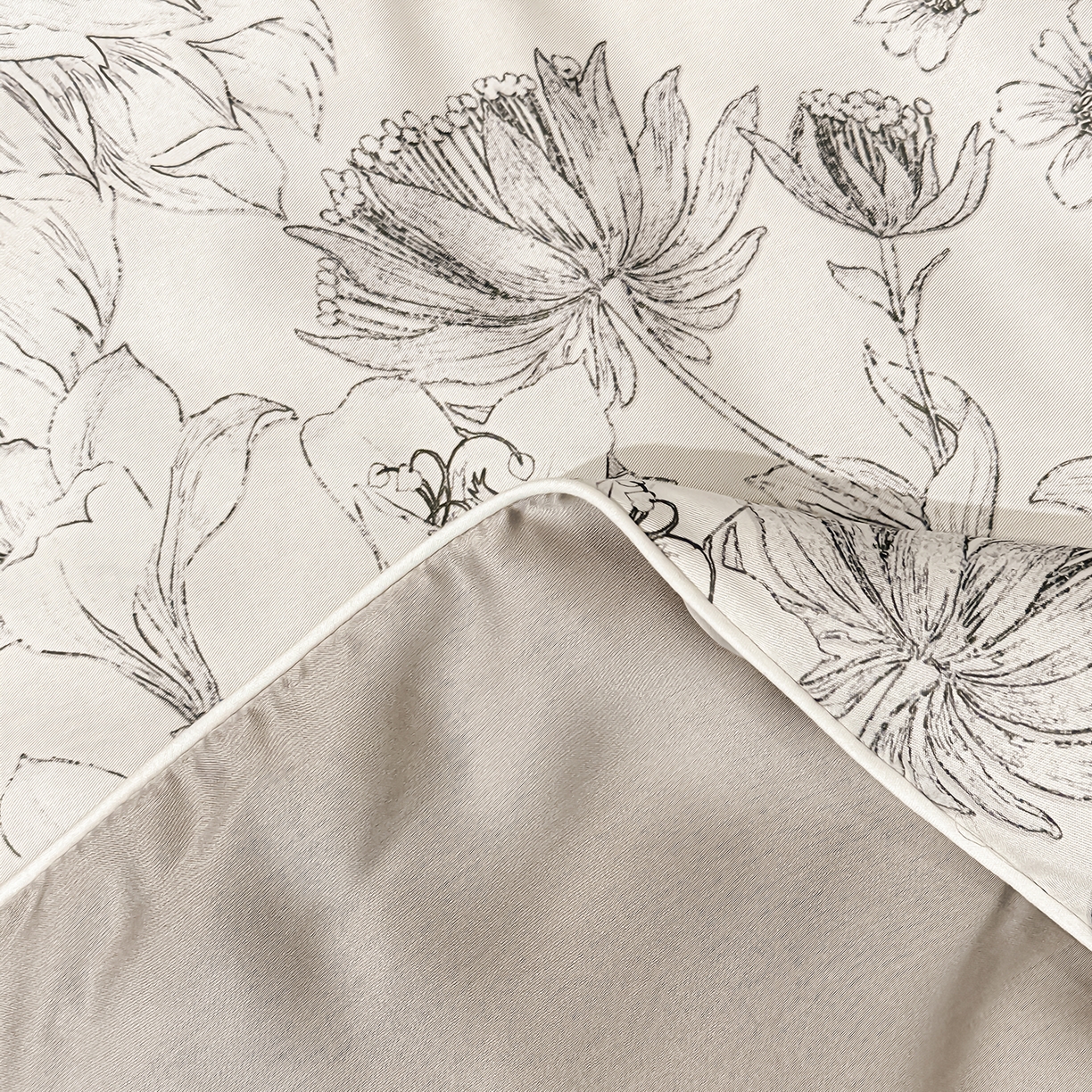 91家纺网 家纺一手货源 找家纺 吾诺家居 2026春夏新款数码印花莱赛尔天丝夏被夏凉被空调被-天印系列 青墨花影