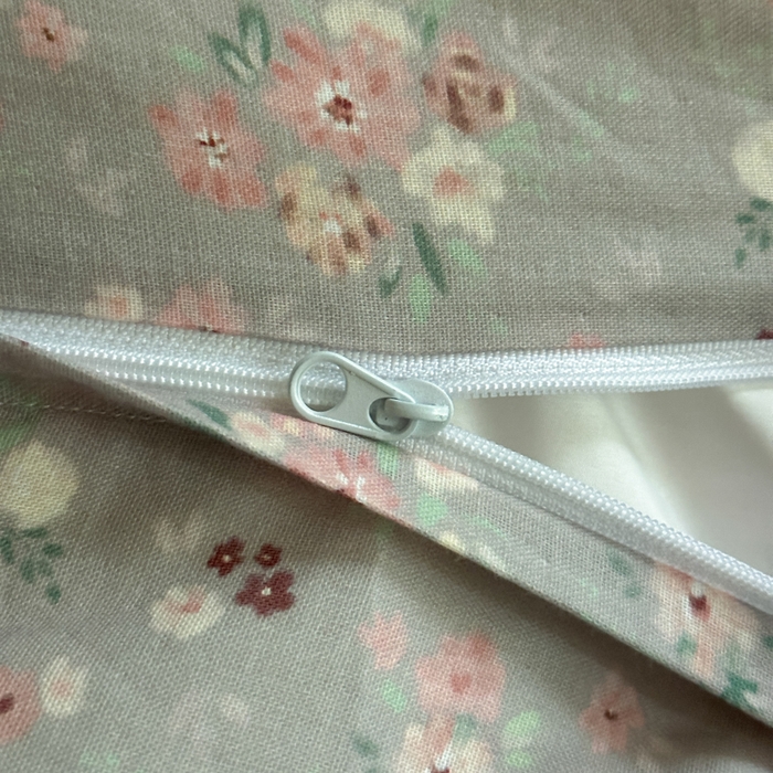 91家纺网 家纺一手货源 找家纺 （总）芯丝路枕业 2026新款印花双层纱木耳边款四件套