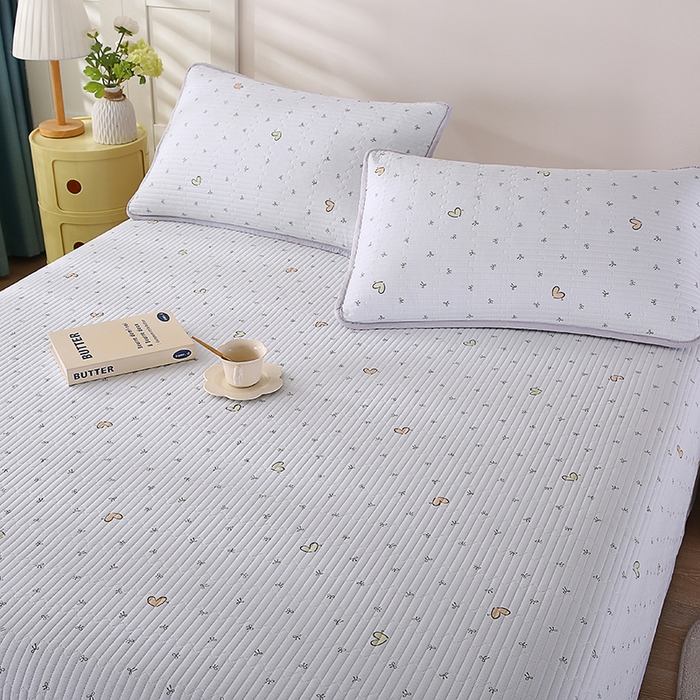 91家纺网 家纺一手货源 找家纺 欧朵家纺 2026新款云朵棉夹棉单床盖床盖单件 爱心蝴蝶结