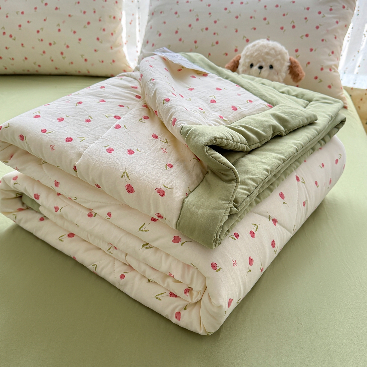 91家纺网 家纺一手货源 找家纺 尊妙被业 2026新款水洗棉棉花夏被100%新疆棉花填充包检测 浪漫花海