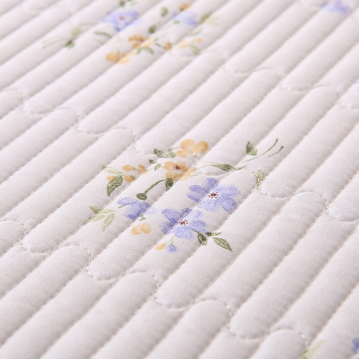 91家纺网 家纺一手货源 找家纺 欧朵家纺 2026新款云朵棉夹棉单床盖床盖单件 半岛花园