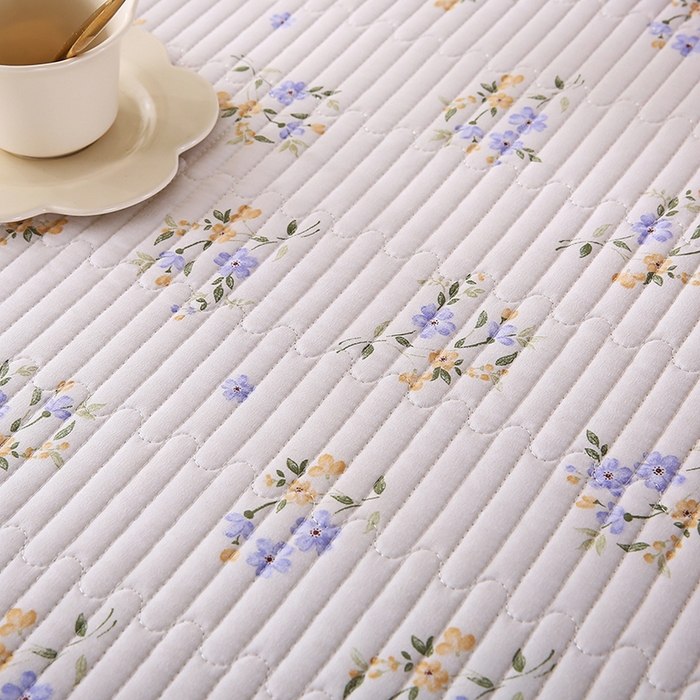 91家纺网 家纺一手货源 找家纺 欧朵家纺 2026新款云朵棉夹棉单床盖床盖单件 半岛花园