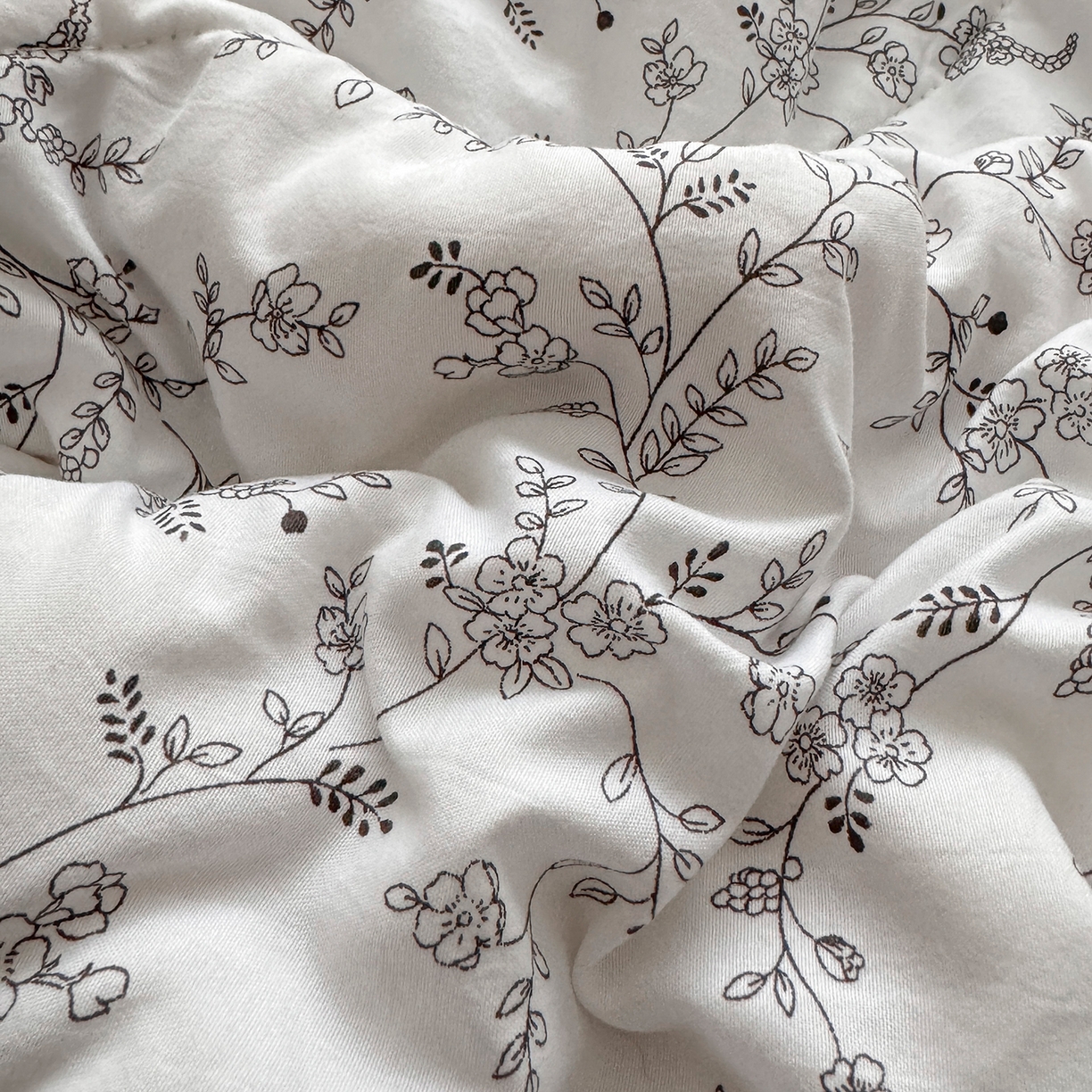 91家纺网 家纺一手货源 找家纺 尊妙被业 2026新款水洗棉棉花夏被100%新疆棉花填充包检测 晚风恋月