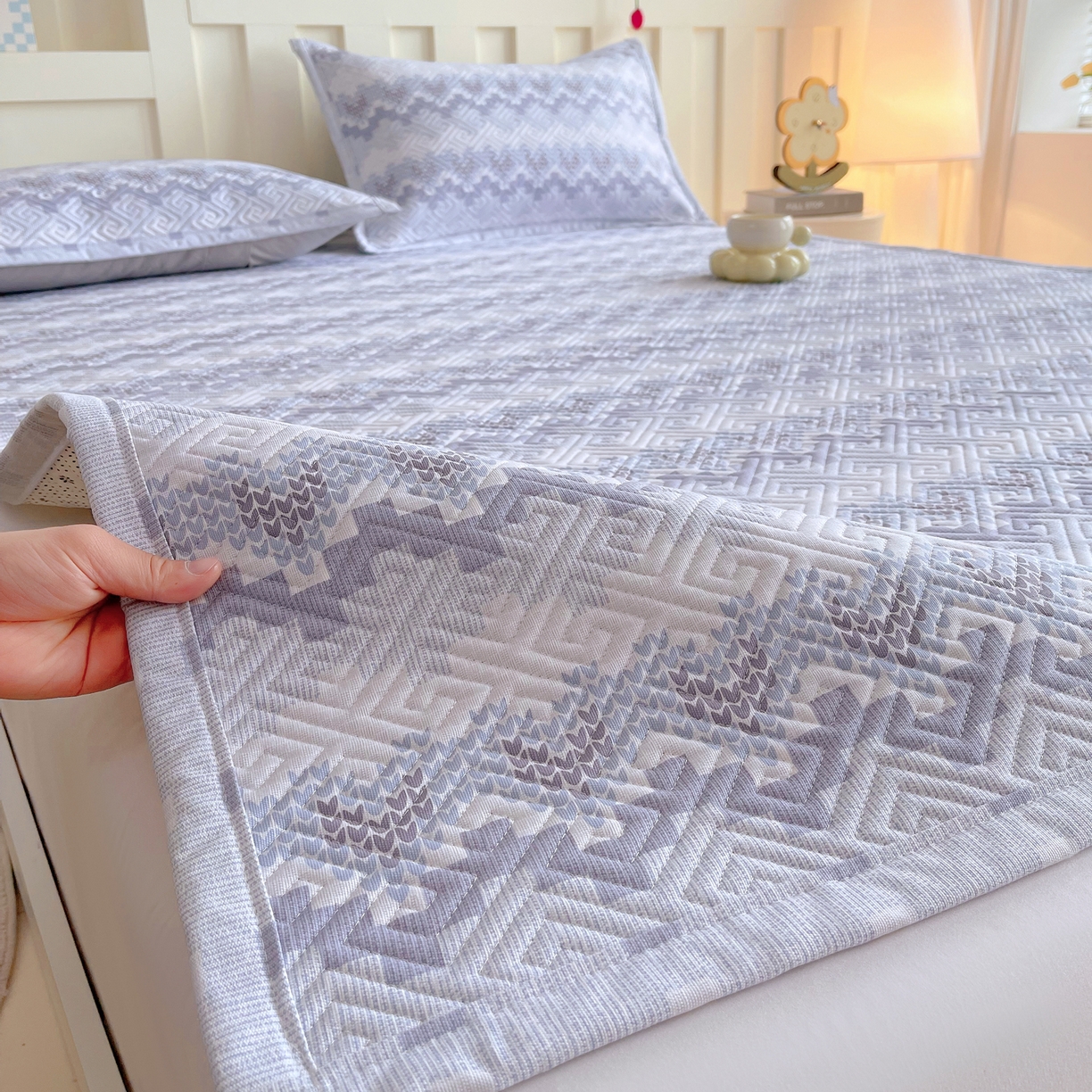 91家纺网 家纺一手货源 找家纺 （总）金鑫汇家纺 2026春夏新款成人床新花型老粗布夹棉床盖软凉席席子可以机洗