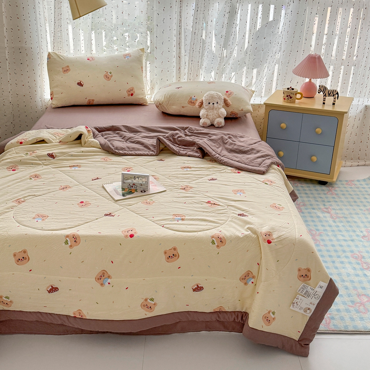 91家纺网 家纺一手货源 找家纺 尊妙被业 2026新款水洗棉棉花夏被100%新疆棉花填充包检测 蛋糕熊熊