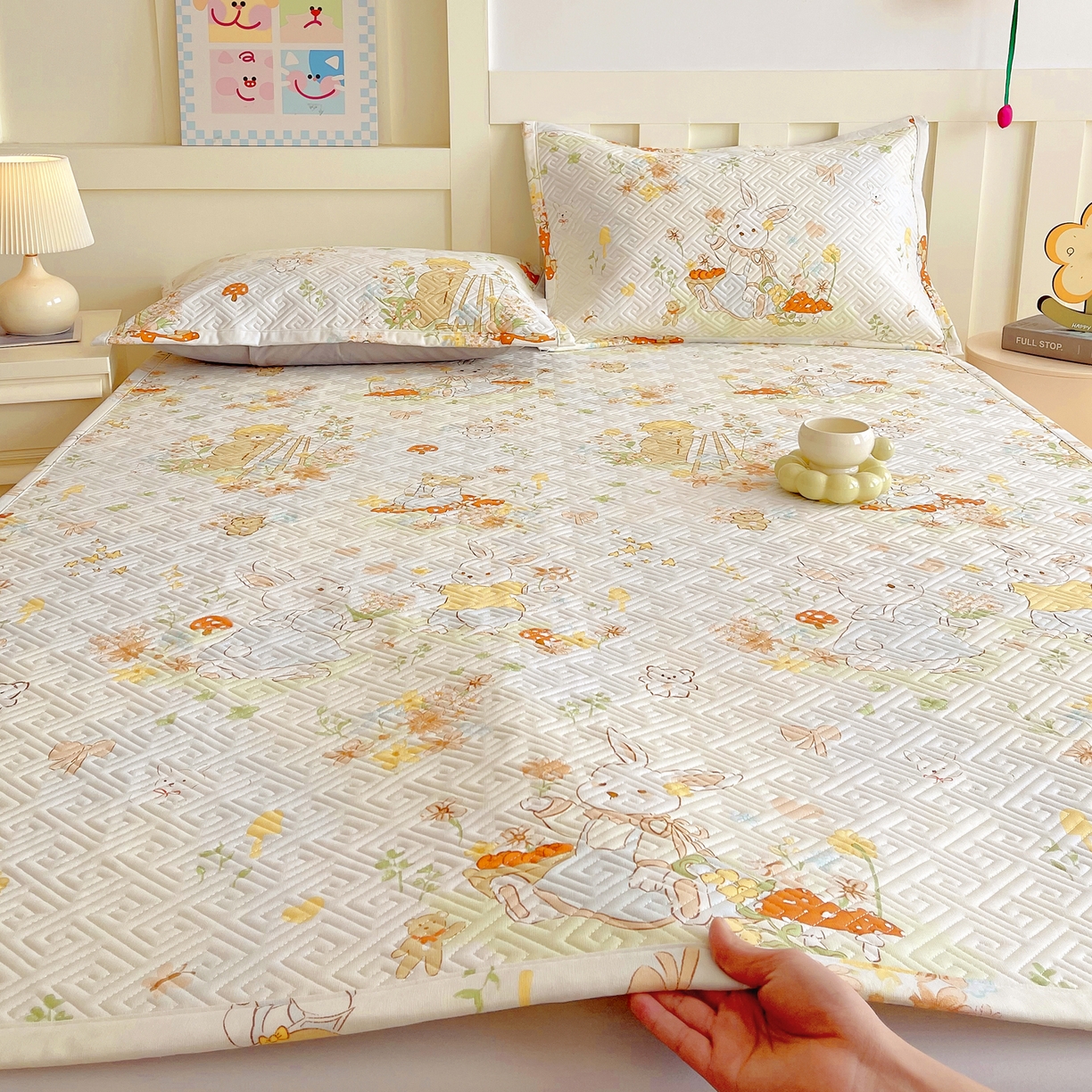 91家纺网 家纺一手货源 找家纺 金鑫汇家纺 2026春夏新款成人床新花型老粗布夹棉床盖软凉席席子可以机洗 春日童话