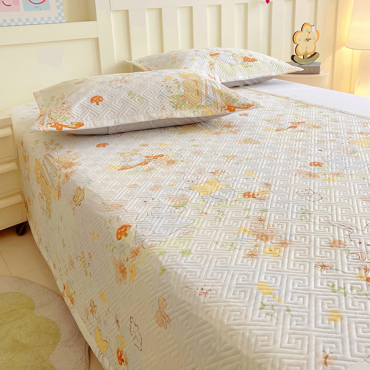 91家纺网 家纺一手货源 找家纺 金鑫汇家纺 2026春夏新款成人床新花型老粗布夹棉床盖软凉席席子可以机洗 春日童话