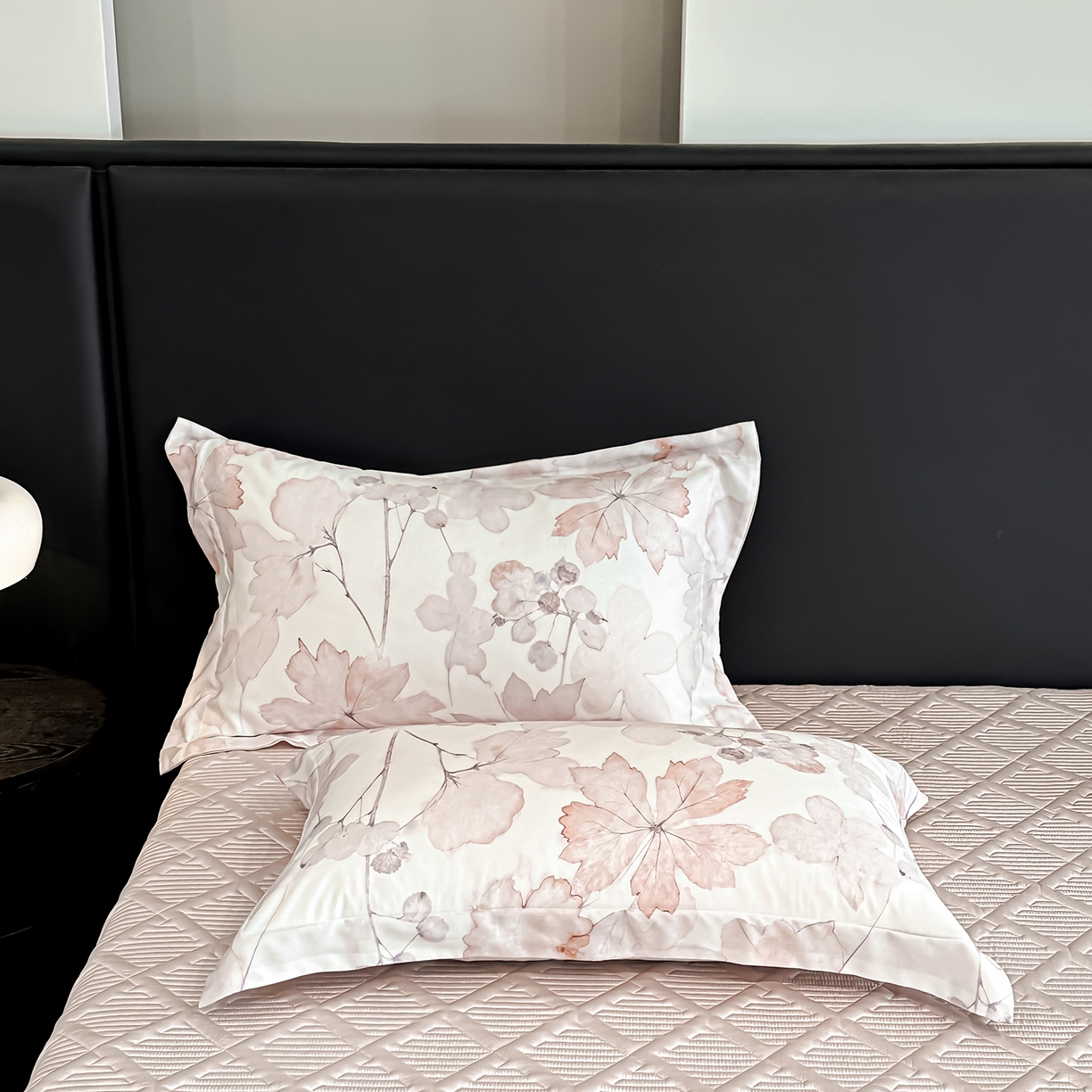 91家纺网 家纺一手货源 找家纺 吾诺家居 2026春夏新款数码印花莱赛尔天丝夏被夏凉被空调被-天印系列 相思叶