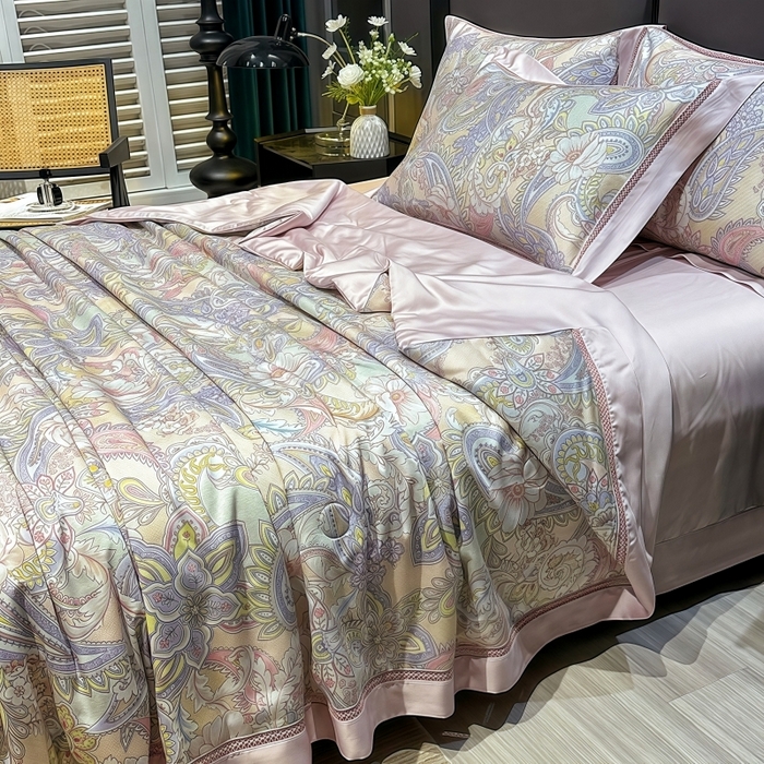 91家纺网 家纺一手货源 找家纺 欧夏家纺 2026新款兰精天丝数码印花镂空夏被空调被夏凉被薄被子可机洗 西西里-紫粉