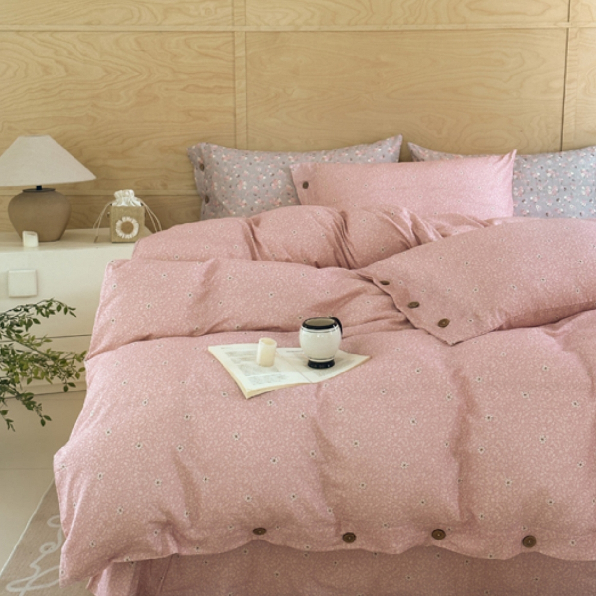 91家纺网 家纺一手货源 找家纺 （总）芯丝路枕业 2026新款印花双层纱纽扣款四件套