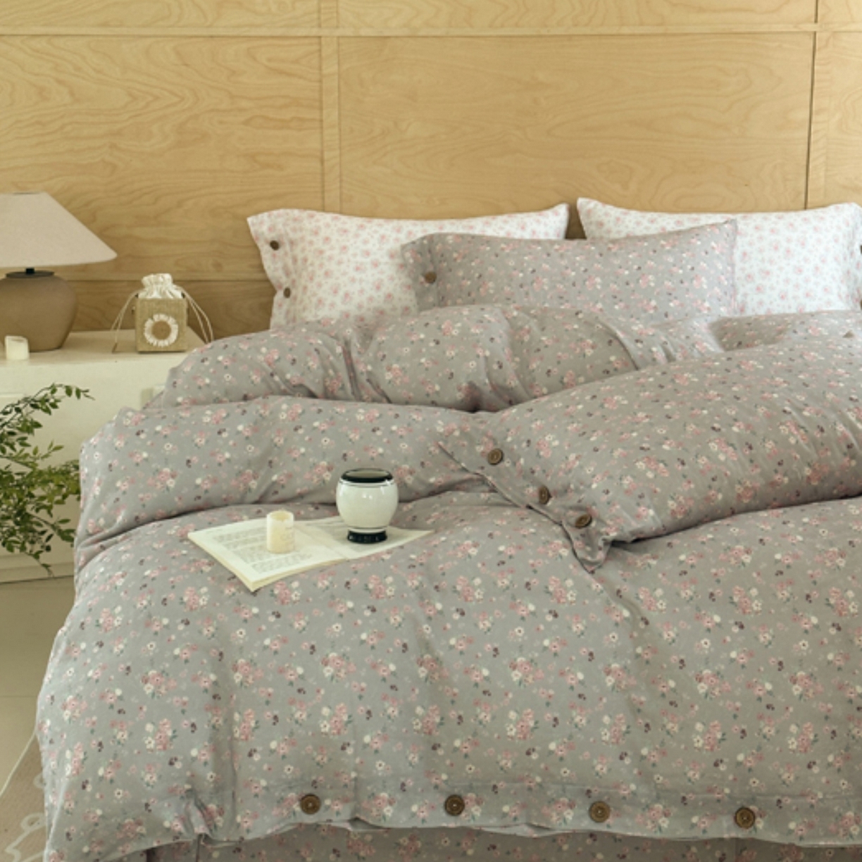 91家纺网 家纺一手货源 找家纺 （总）芯丝路枕业 2026新款印花双层纱纽扣款四件套