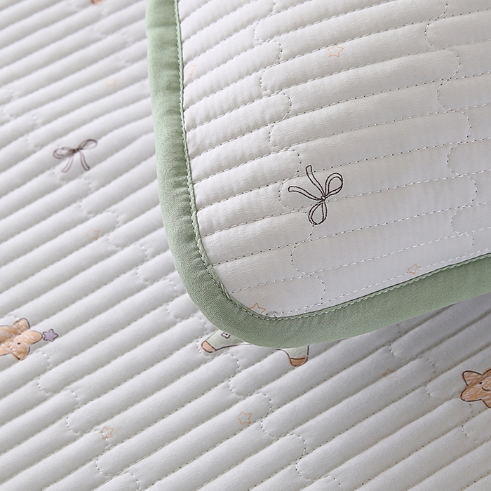 91家纺网 家纺一手货源 找家纺 欧朵家纺 2026新款云朵棉夹棉单床盖床盖单件 游乐园