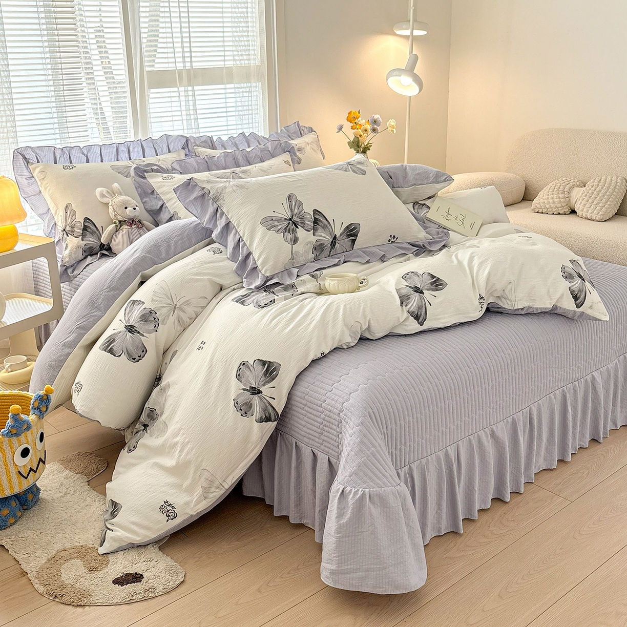 91家纺网 家纺一手货源 找家纺 畅畅家纺 2026新款春夏小清新泡芙双层纱床盖款四件套 蝴蝶飞舞