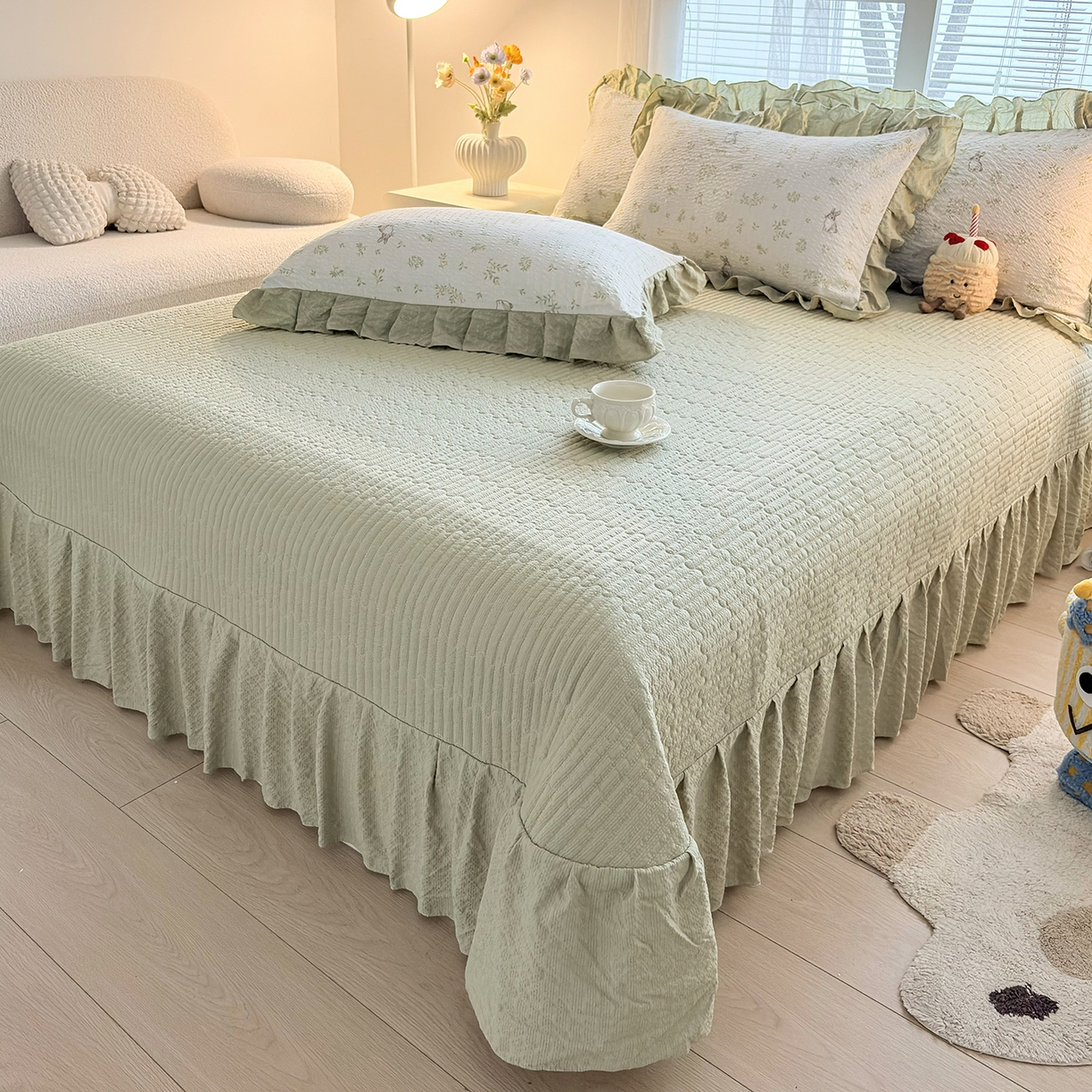 91家纺网 家纺一手货源 找家纺 畅畅家纺 2026新款春夏小清新泡芙双层纱床盖款四件套 乖乖兔