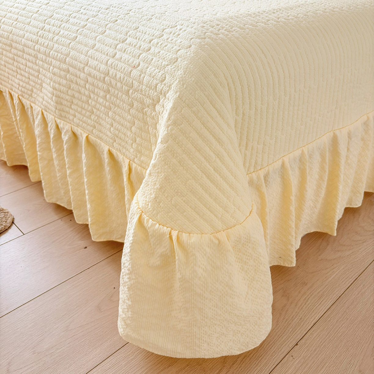 91家纺网 家纺一手货源 找家纺 畅畅家纺 2026新款春夏小清新泡芙双层纱床盖款四件套 心心相印