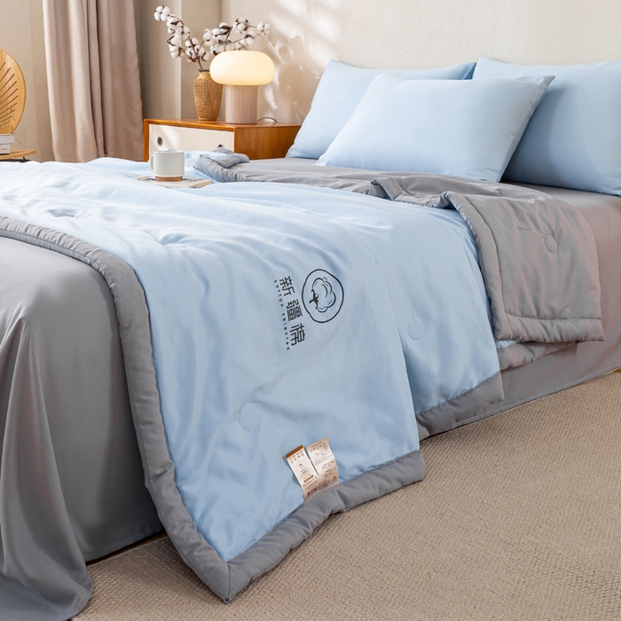 91家纺网 家纺一手货源 找家纺 （总）憨豆  2026新款撞色双拼新疆棉花被夏被无印风水洗棉空调被夏凉被子（常年有货）