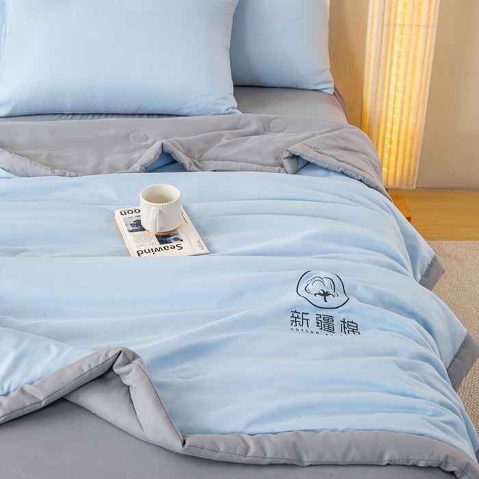 91家纺网 家纺一手货源 找家纺 （总）憨豆  2026新款撞色双拼新疆棉花被夏被无印风水洗棉空调被夏凉被子（常年有货）