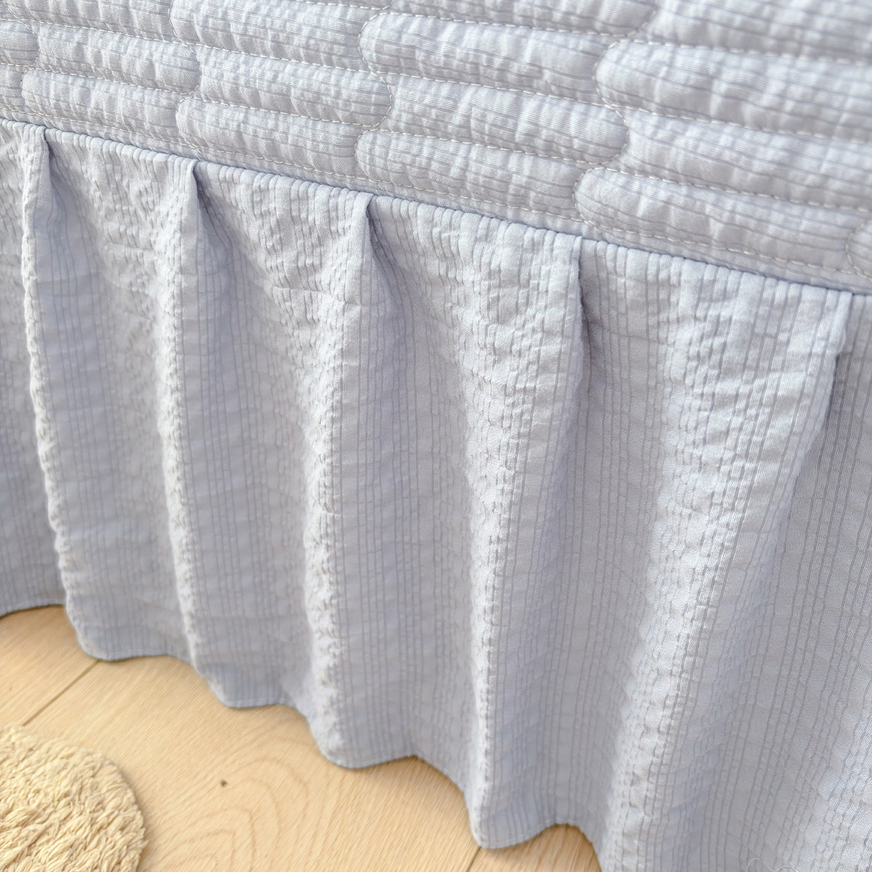 91家纺网 家纺一手货源 找家纺 畅畅家纺 2026新款春夏小清新泡芙双层纱床盖款四件套 仲夏之梦