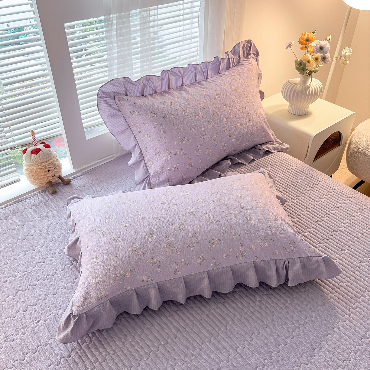 91家纺网 家纺一手货源 找家纺 畅畅家纺 2026新款春夏小清新泡芙双层纱床盖款四件套 紫梦花语