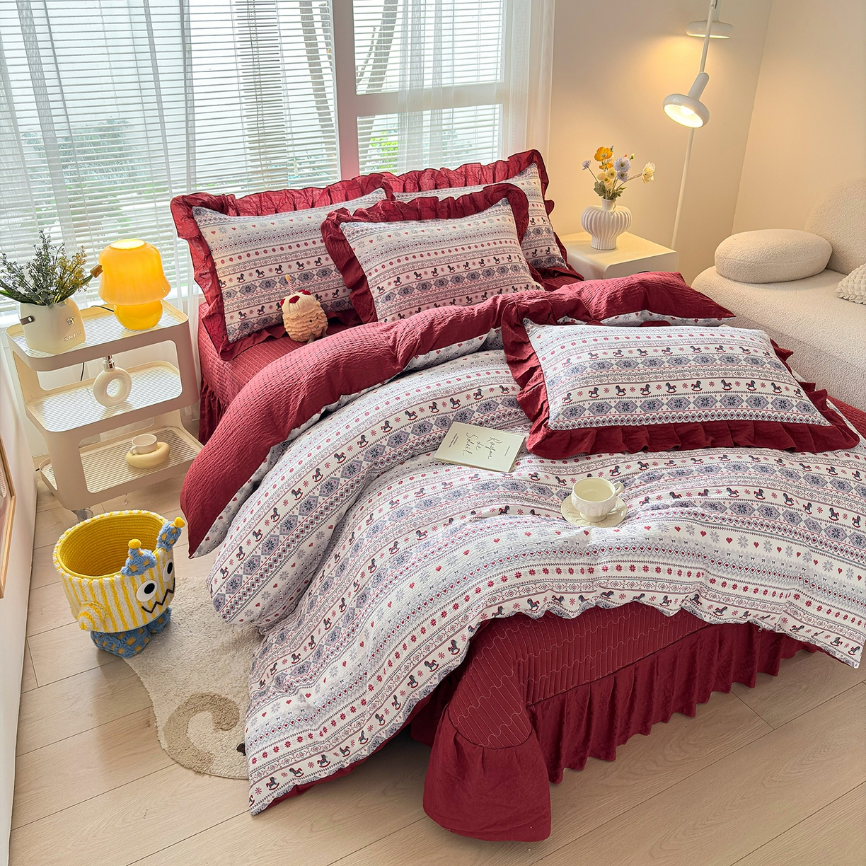 91家纺网 家纺一手货源 找家纺 畅畅家纺 2026新款春夏小清新泡芙双层纱床盖款四件套 爱心小马