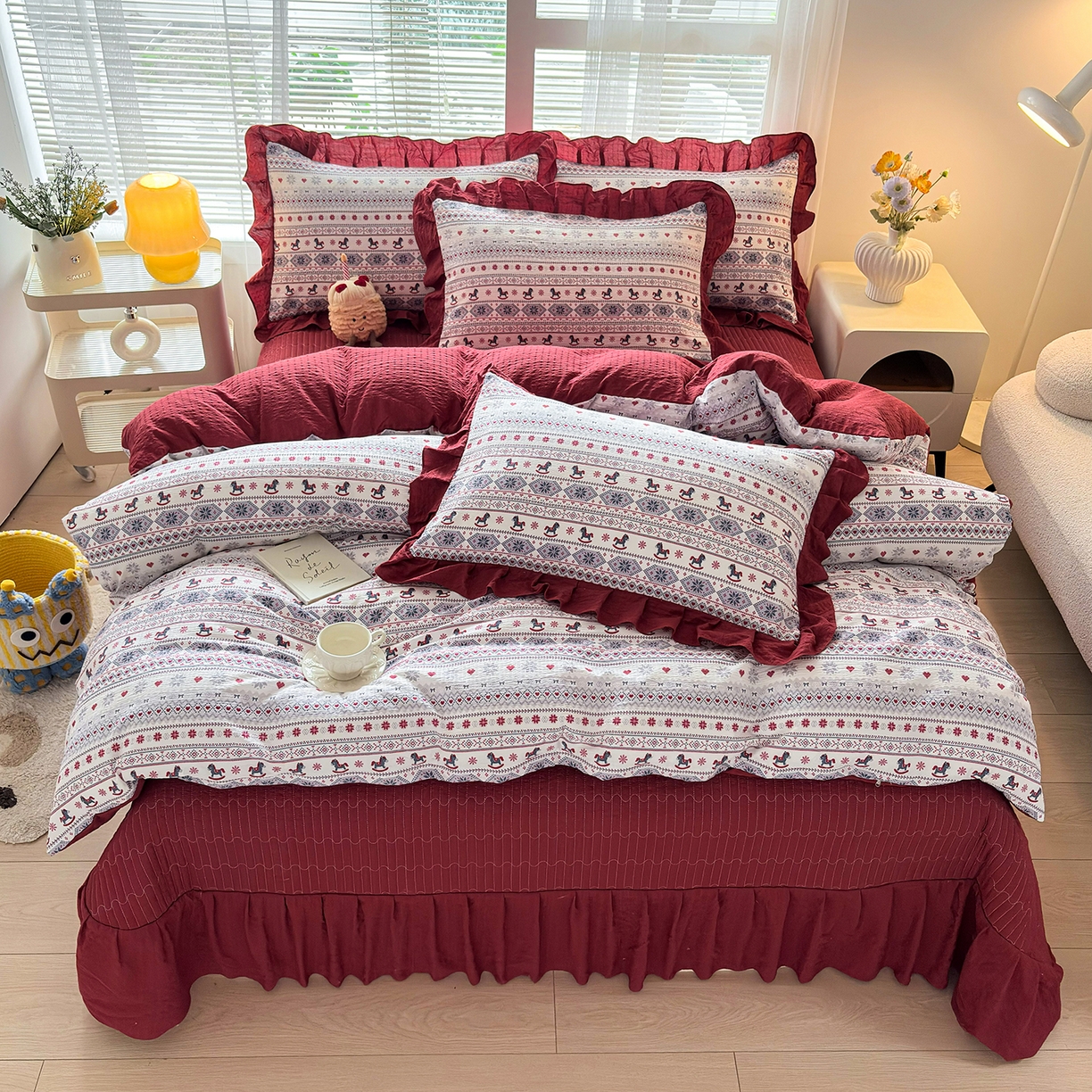 91家纺网 家纺一手货源 找家纺 畅畅家纺 2026新款春夏小清新泡芙双层纱床盖款四件套 爱心小马