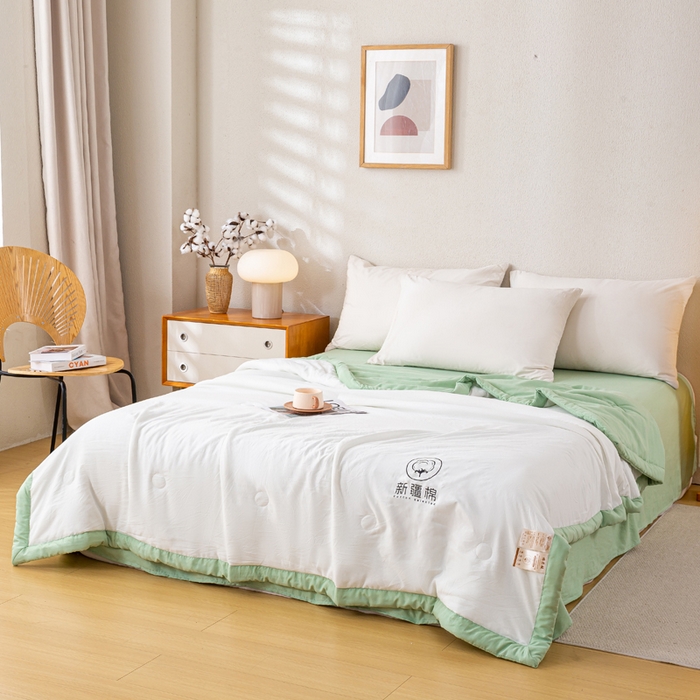 91家纺网 家纺一手货源 找家纺 憨豆  2026新款撞色双拼新疆棉花被夏被无印风水洗棉空调被夏凉被子（常年有货） 棉朵-果绿白