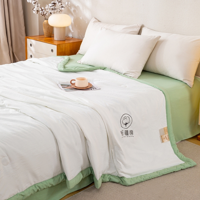 91家纺网 家纺一手货源 找家纺 憨豆  2026新款撞色双拼新疆棉花被夏被无印风水洗棉空调被夏凉被子（常年有货） 棉朵-果绿白