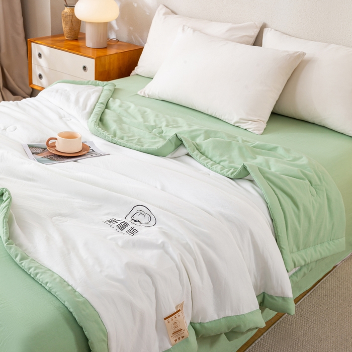91家纺网 家纺一手货源 找家纺 憨豆  2026新款撞色双拼新疆棉花被夏被无印风水洗棉空调被夏凉被子（常年有货） 棉朵-果绿白