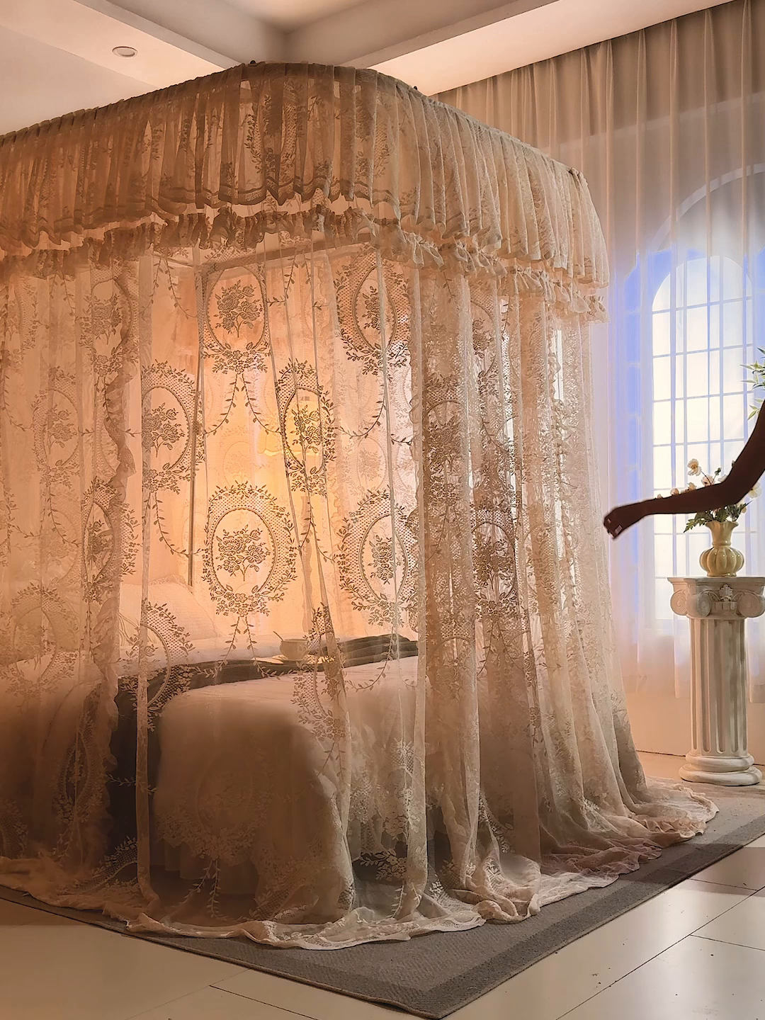 91家纺网 家纺一手货源 找家纺 都市缘蚊帐 2026春夏新款豪华高端蕾丝提花款导轨蚊帐-玫瑰庄园-303款 303玫瑰庄园-奶油玉