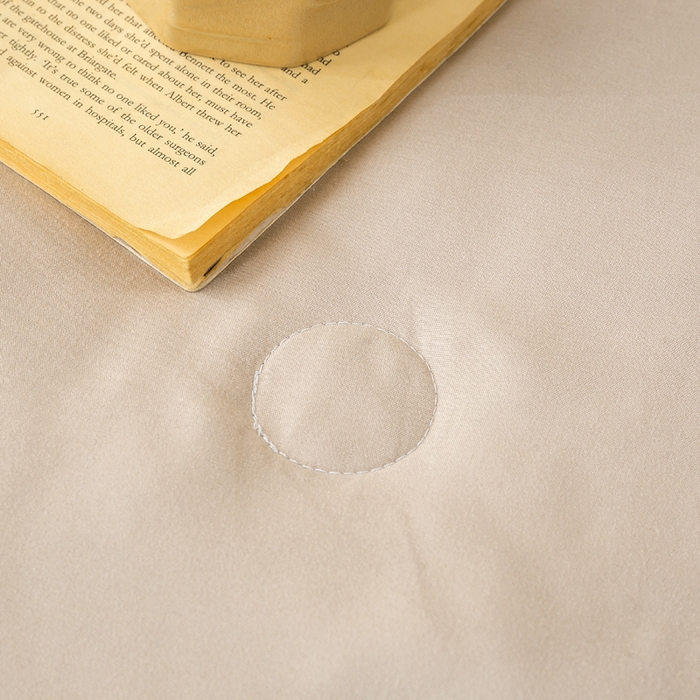 91家纺网 家纺一手货源 找家纺 憨豆  2026新款撞色双拼新疆棉花被夏被无印风水洗棉空调被夏凉被子（常年有货） 棉朵-卡其灰