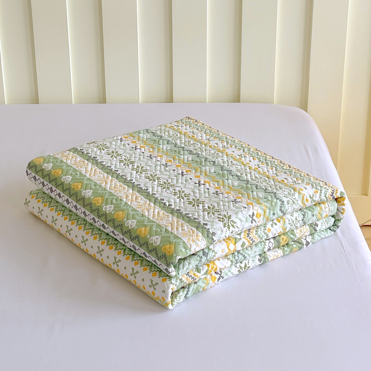 91家纺网 家纺一手货源 找家纺 金鑫汇家纺 2026春夏新款成人床新花型老粗布夹棉床盖软凉席席子可以机洗 星辰-绿