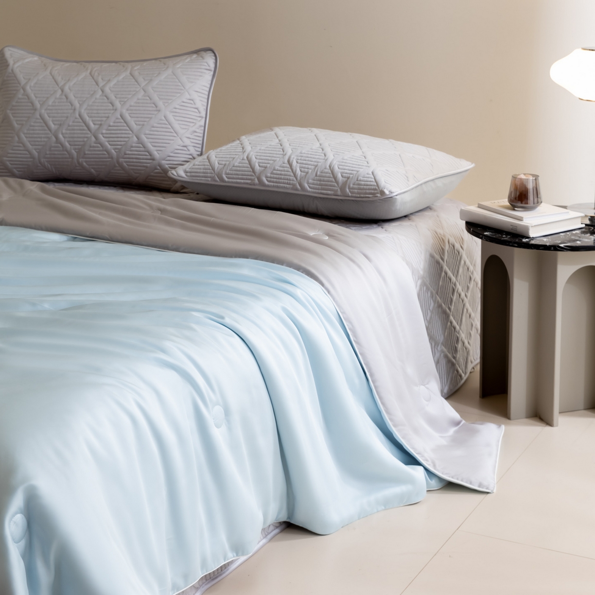 91家纺网 家纺一手货源 找家纺 吾诺家居 2026春夏新款双拼色莱赛尔天丝夏被夏凉被空调被-天纯系列 天丝-湖水兰