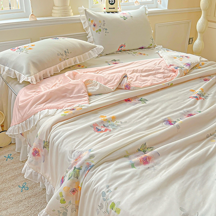 91家纺网 家纺一手货源 找家纺 （总）栩裕纺织 2026新款（常年不断货）A类凉感丝床裙款凉席夏被四件套花边空调被三件套