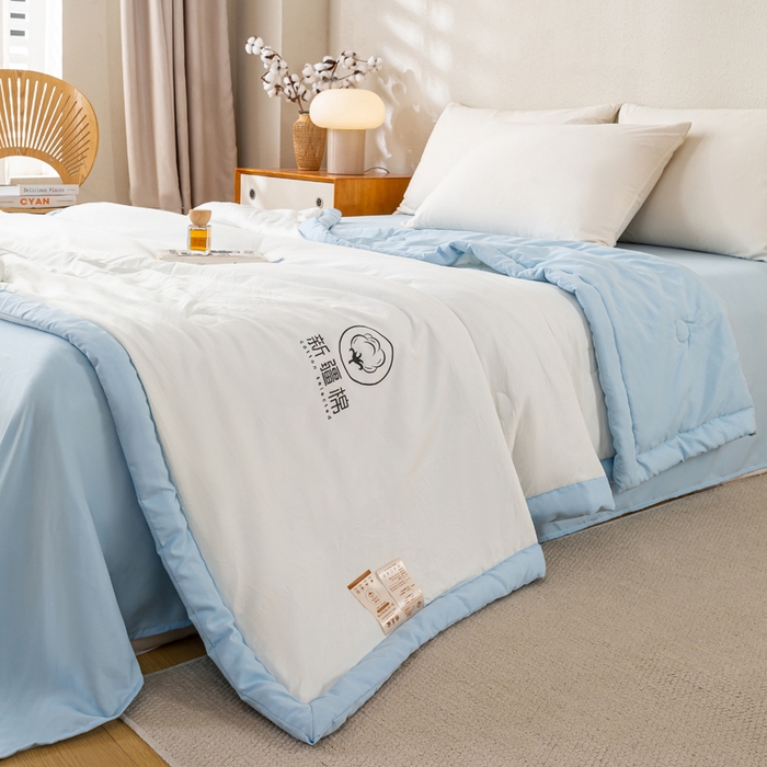 91家纺网 家纺一手货源 找家纺 憨豆  2026新款撞色双拼新疆棉花被夏被无印风水洗棉空调被夏凉被子（常年有货） 棉朵-蓝白