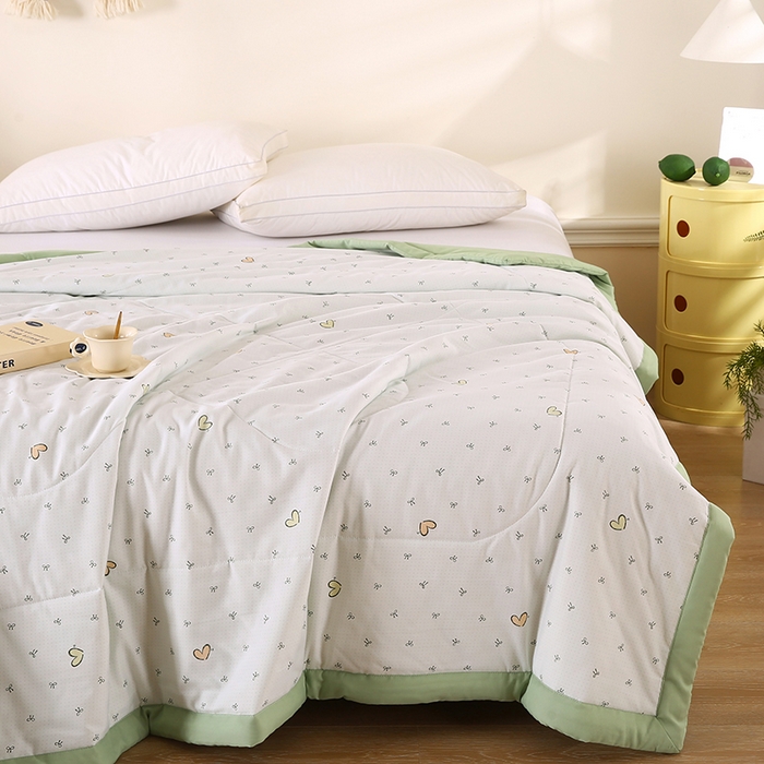 91家纺网 家纺一手货源 找家纺 欧朵 2026新款A类水洗棉夏被系列 爱心蝴蝶结