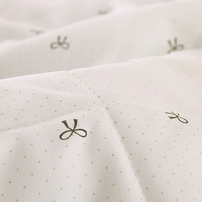 91家纺网 家纺一手货源 找家纺 欧朵 2026新款A类水洗棉夏被系列 爱心蝴蝶结