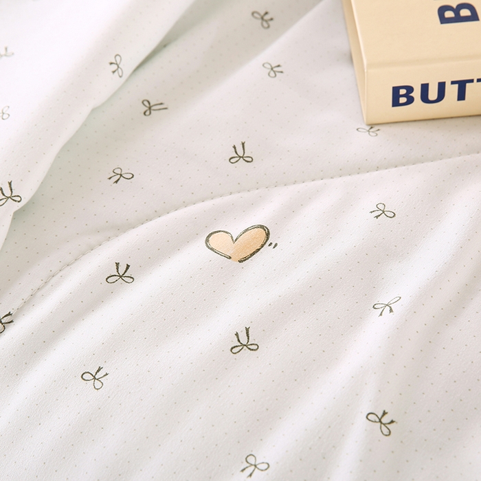 91家纺网 家纺一手货源 找家纺 欧朵 2026新款A类水洗棉夏被系列 爱心蝴蝶结