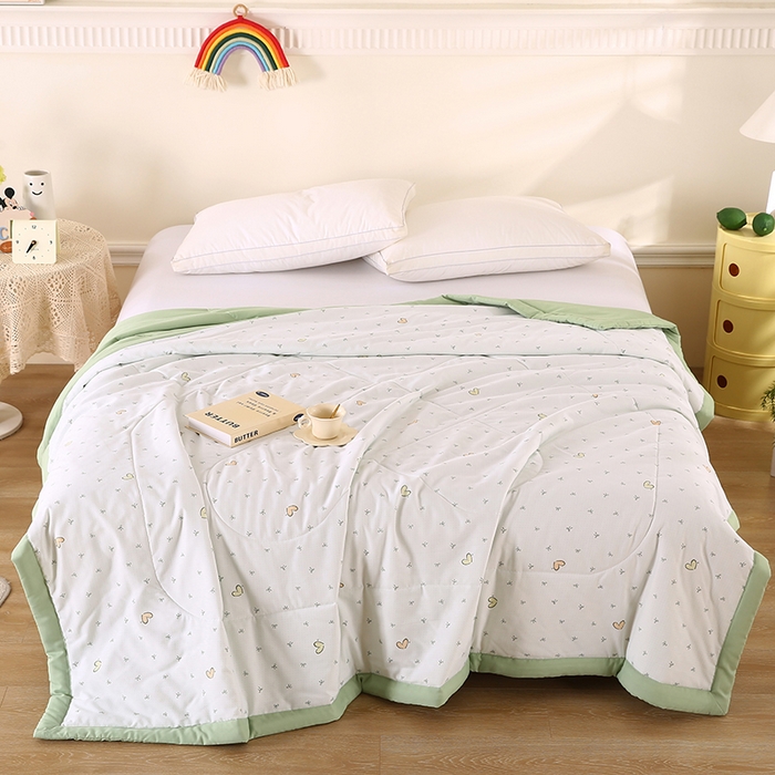 91家纺网 家纺一手货源 找家纺 欧朵 2026新款A类水洗棉夏被系列 爱心蝴蝶结