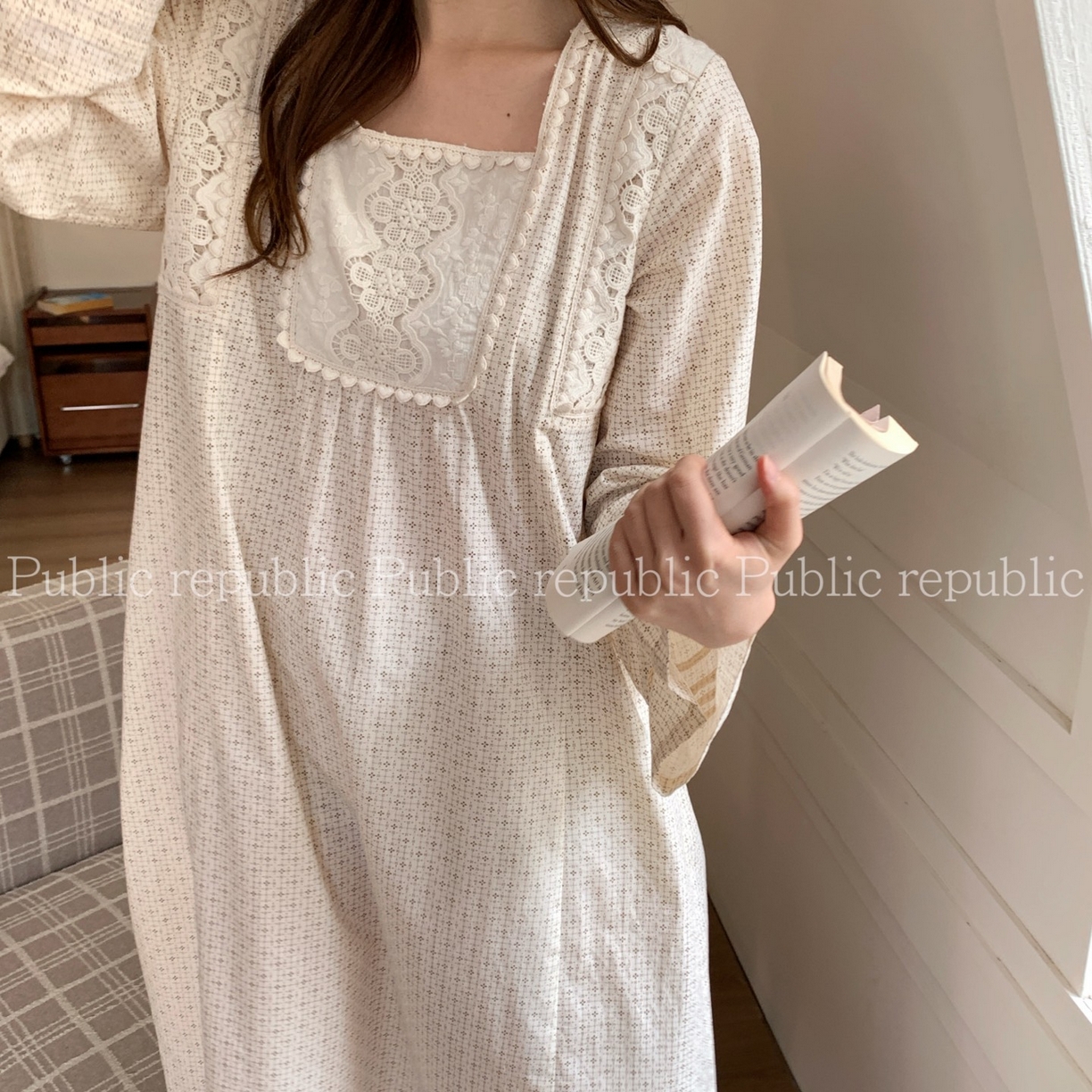 91家纺网 家纺一手货源 找家纺 （总）妍景家居生活馆 2026新款韩系方领刺绣印花睡裙