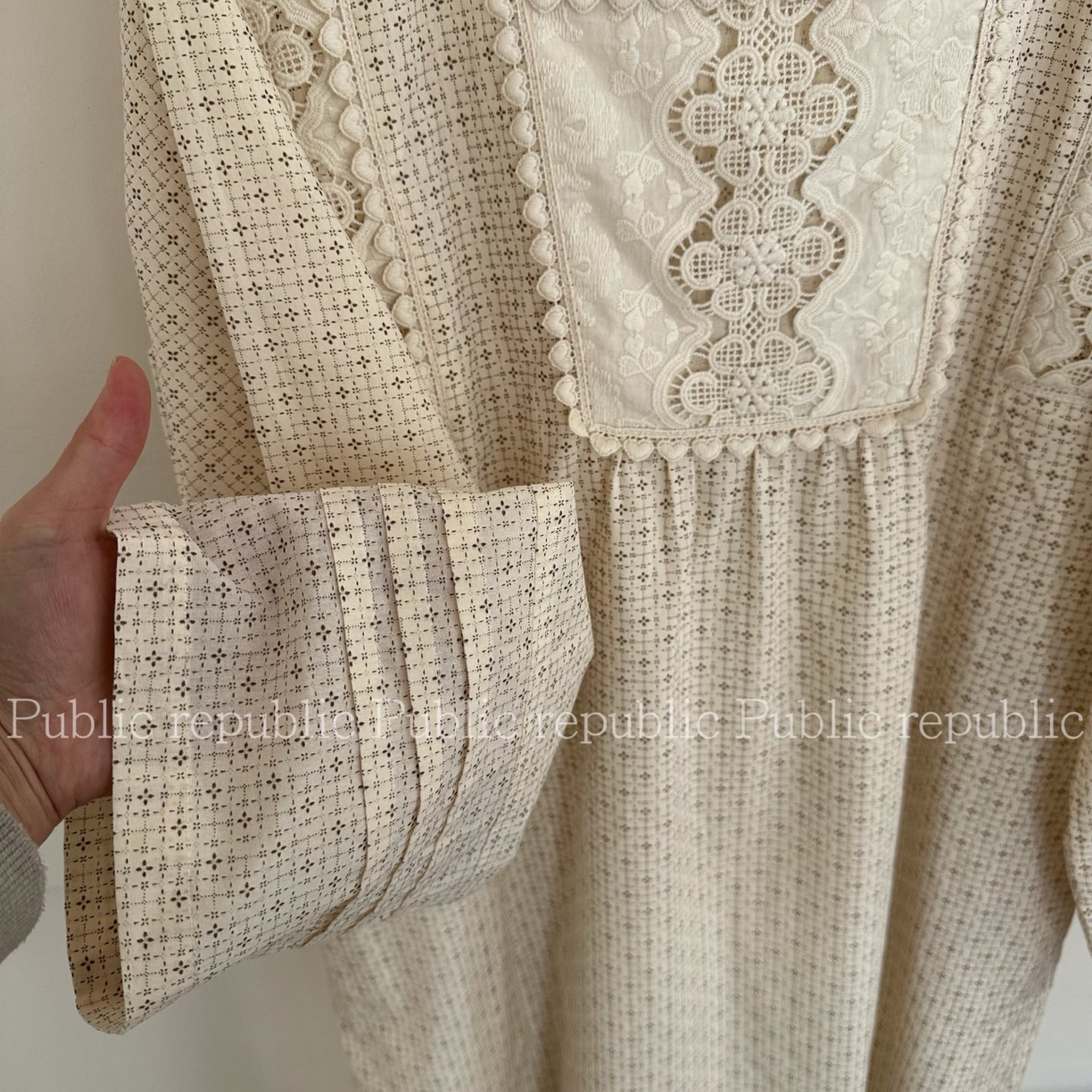 91家纺网 家纺一手货源 找家纺 （总）妍景家居生活馆 2026新款韩系方领刺绣印花睡裙