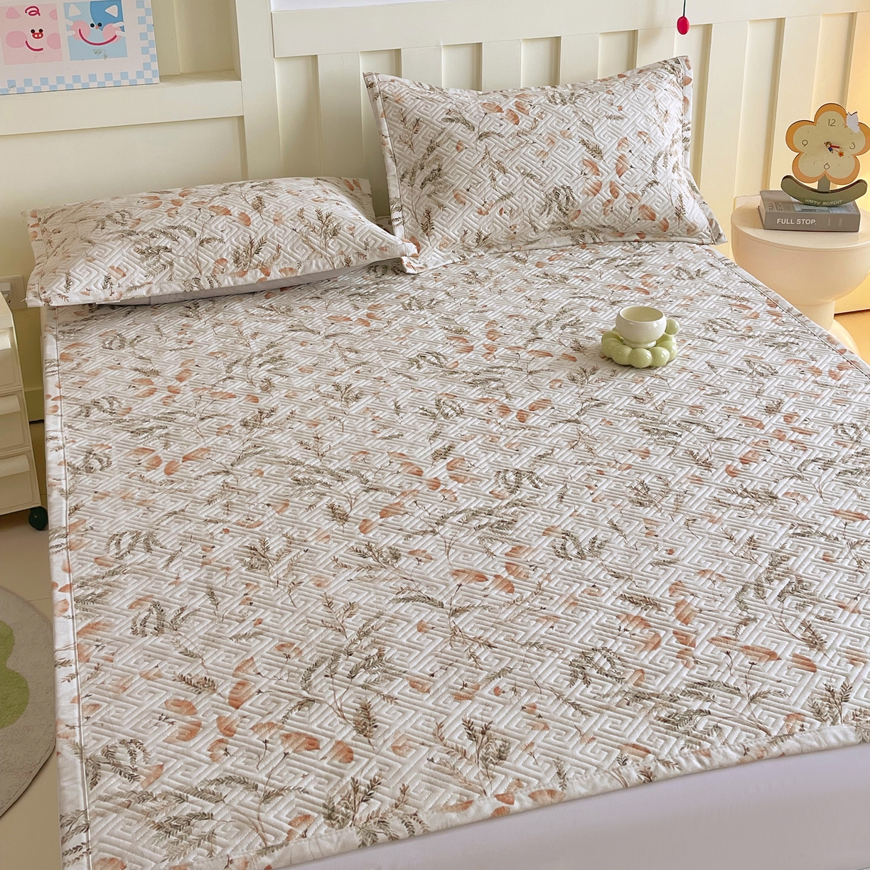 91家纺网 家纺一手货源 找家纺 金鑫汇家纺 2026春夏新款成人床新花型老粗布夹棉床盖软凉席席子可以机洗 月下花影·桔