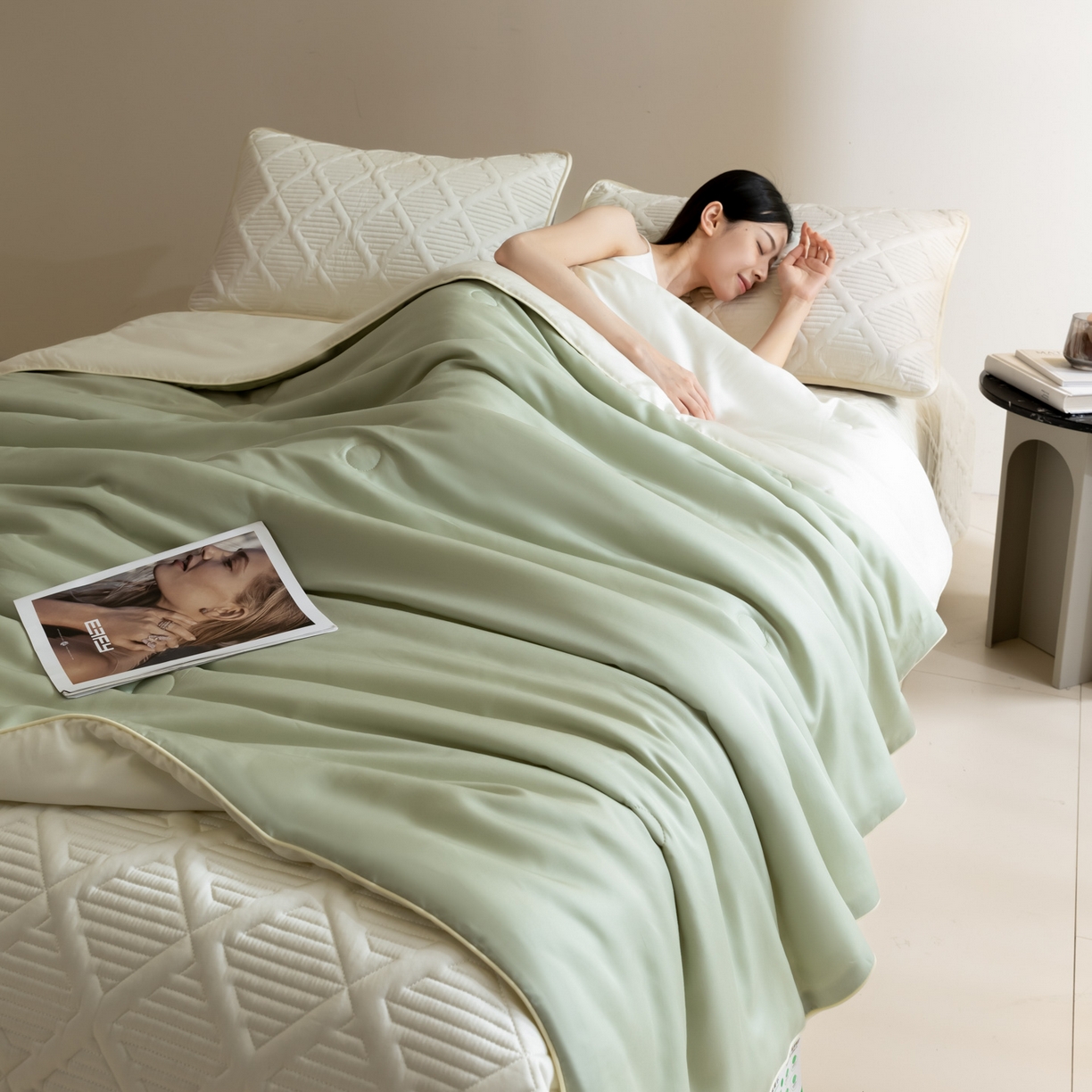 91家纺网 家纺一手货源 找家纺 吾诺家居 2026春夏新款双拼色莱赛尔天丝夏被夏凉被空调被-天纯系列 天丝-青草绿