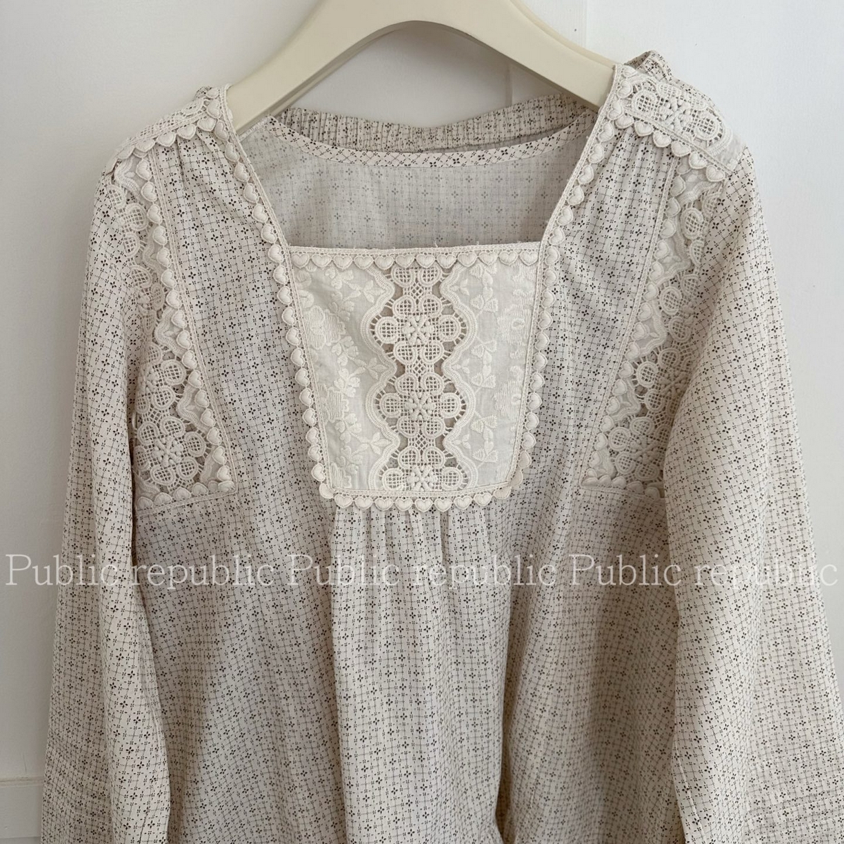 91家纺网 家纺一手货源 找家纺 （总）妍景家居生活馆 2026新款韩系方领刺绣印花套装