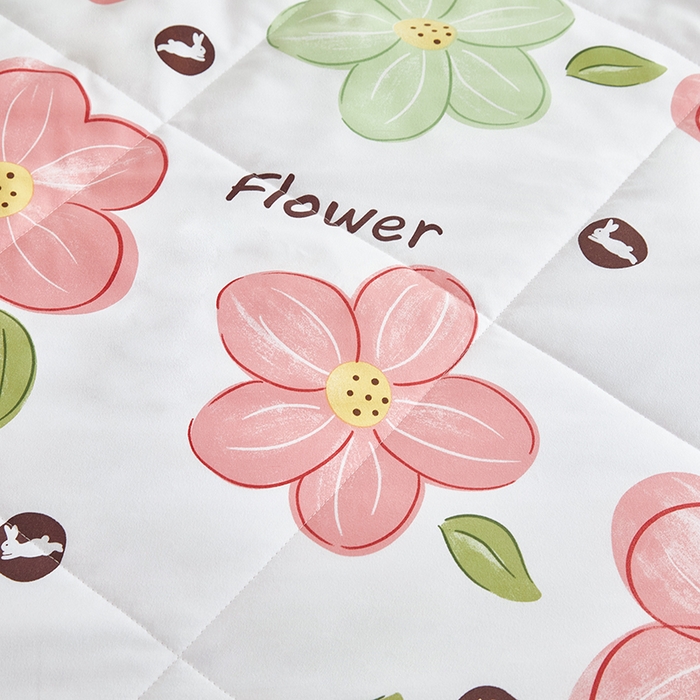 91家纺网 家纺一手货源 找家纺 欧朵 2026新款A类水洗棉夏被系列 花田粉