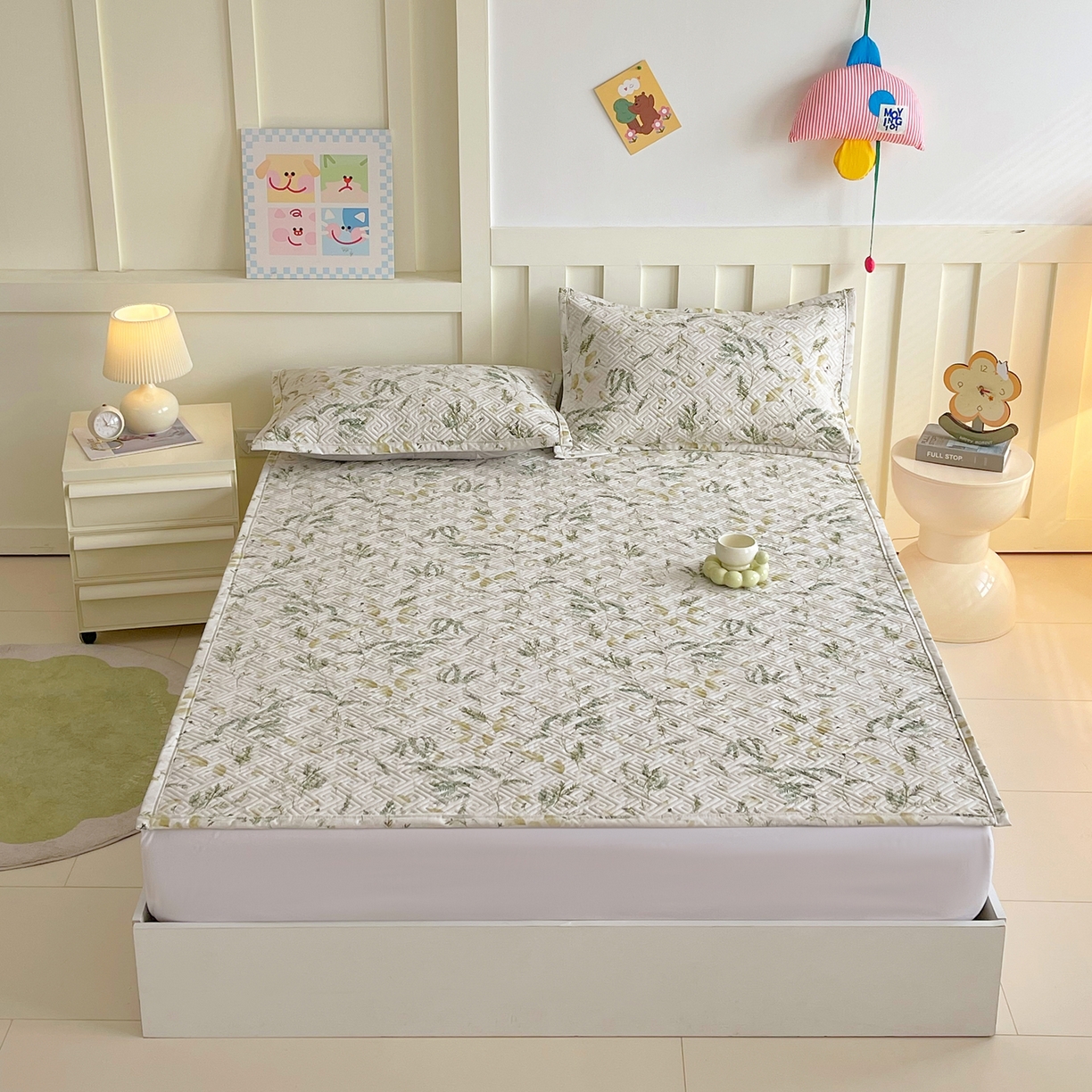 91家纺网 家纺一手货源 找家纺 金鑫汇家纺 2026春夏新款成人床新花型老粗布夹棉床盖软凉席席子可以机洗 月下花影-绿