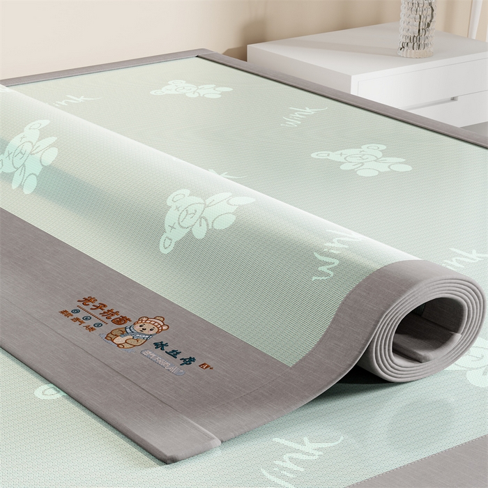 91家纺网 家纺一手货源 找家纺 爱宝被业 2026新款凉感冰丝席三件套 布朗熊-绿