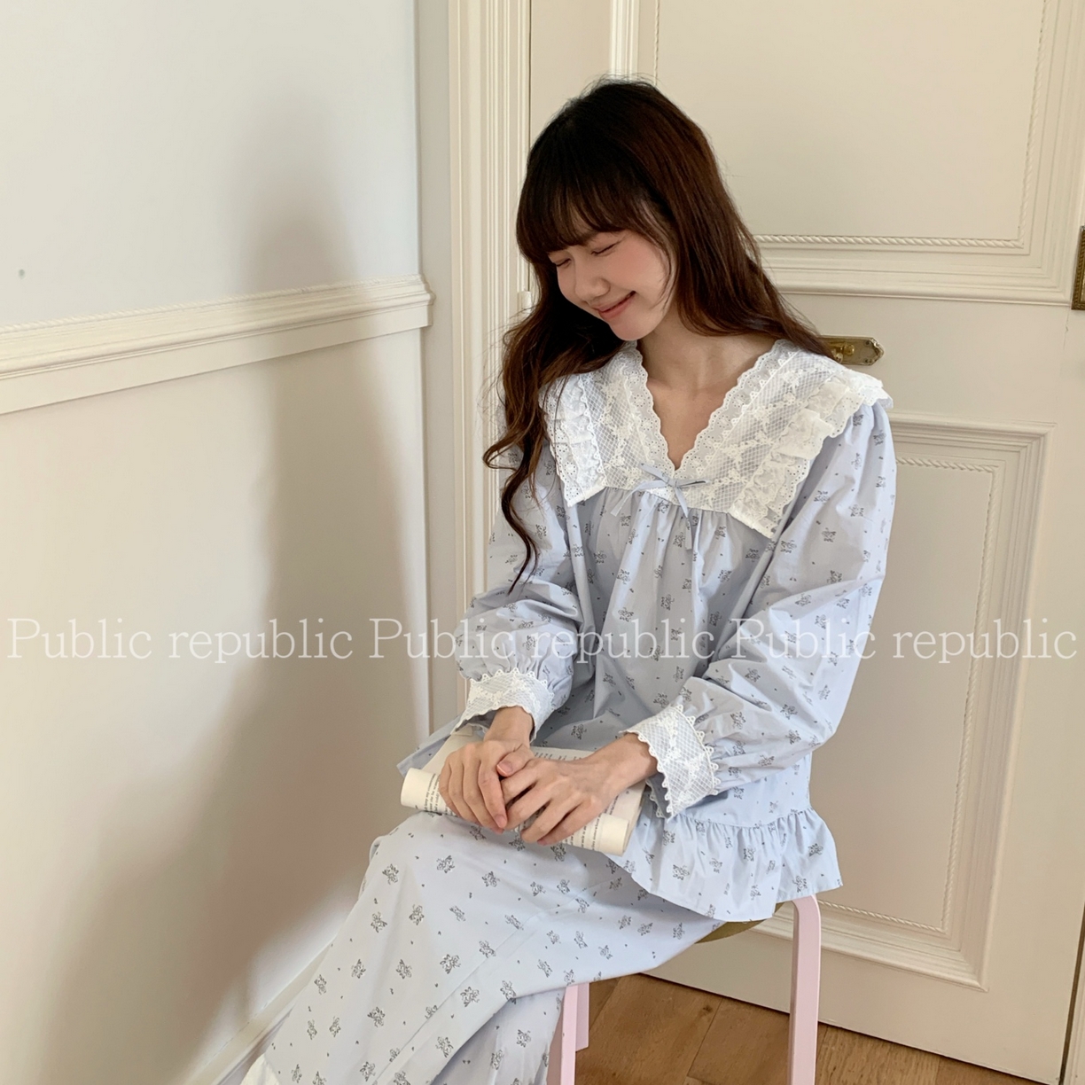 91家纺网 家纺一手货源 找家纺 （总）妍景家居生活馆 2026新款韩系蕾丝V领荷叶边印花套装