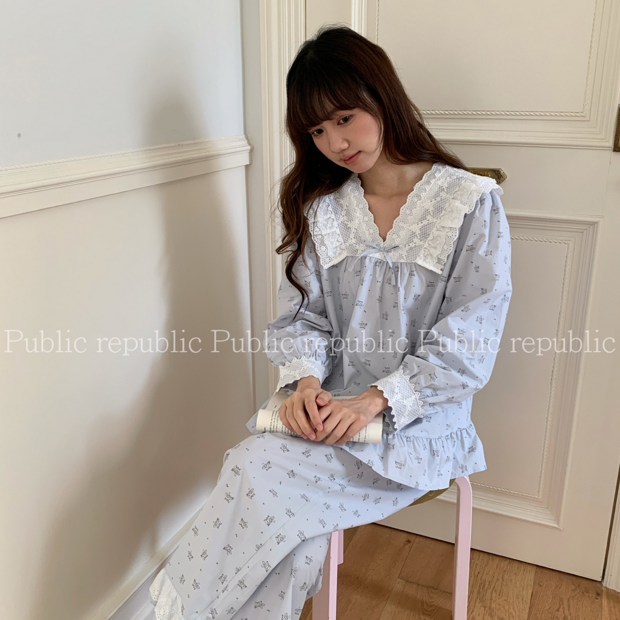 91家纺网 家纺一手货源 找家纺 （总）妍景家居生活馆 2026新款韩系蕾丝V领荷叶边印花套装