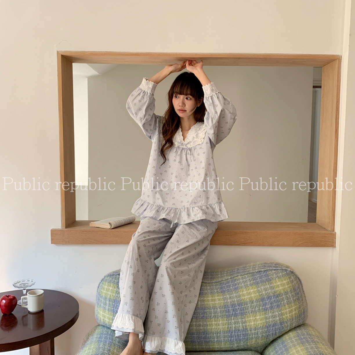 91家纺网 家纺一手货源 找家纺 （总）妍景家居生活馆 2026新款韩系蕾丝V领荷叶边印花套装