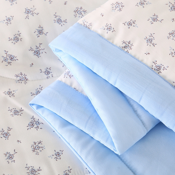 91家纺网 家纺一手货源 找家纺 欧朵 2026新款A类水洗棉夏被系列 蘑菇花